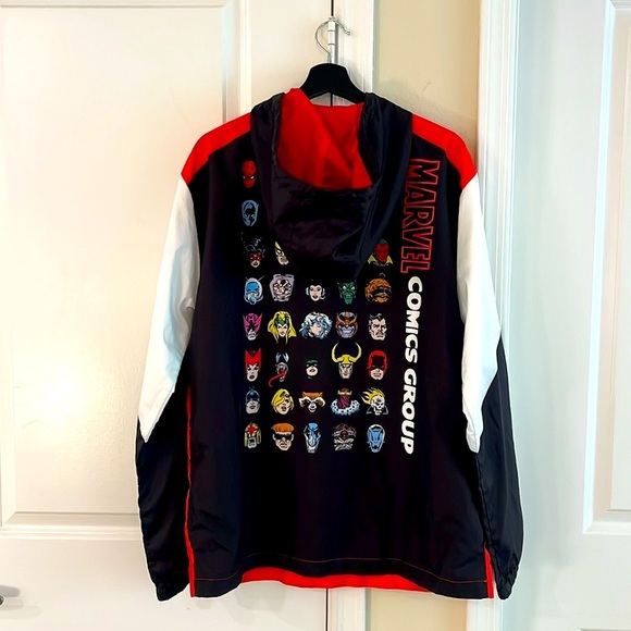NWOT Marvel Comics Group Hooded Windbreaker Men’s Size: L - Picture 1 of 17